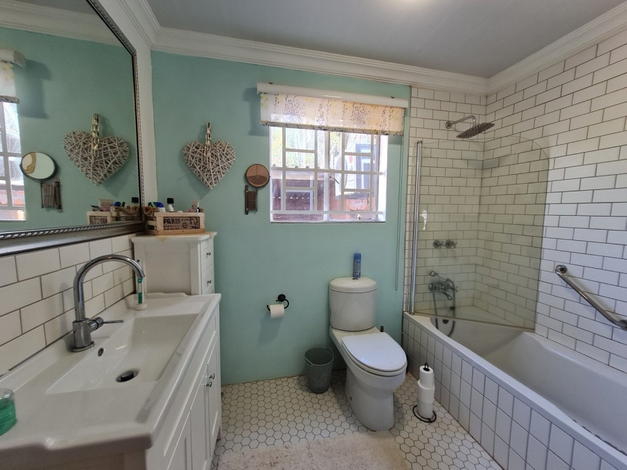 10 Bedroom Property for Sale in Montagu Rural Western Cape